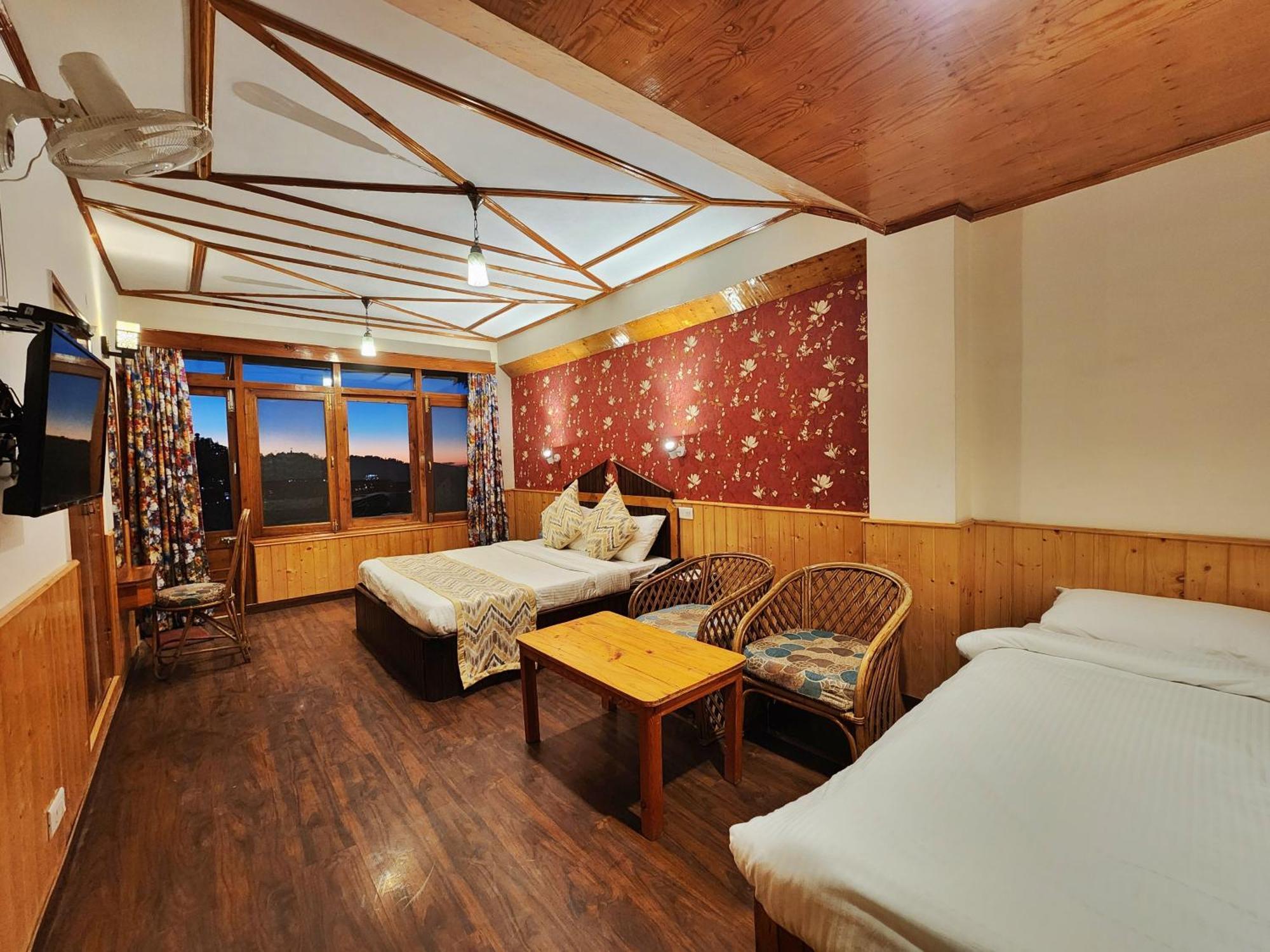 Hotel Pineview Shimla Exterior foto