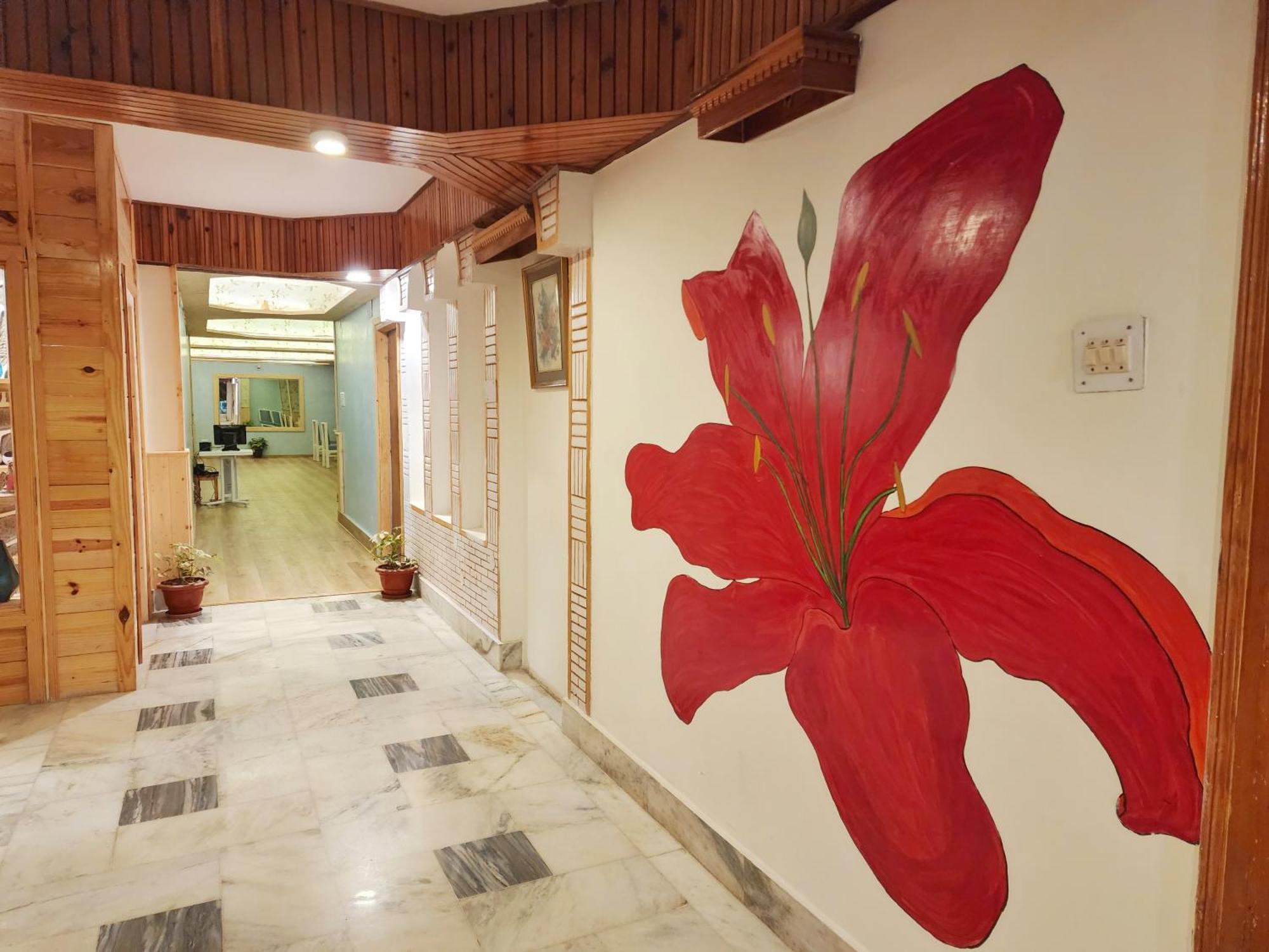 Hotel Pineview Shimla Exterior foto